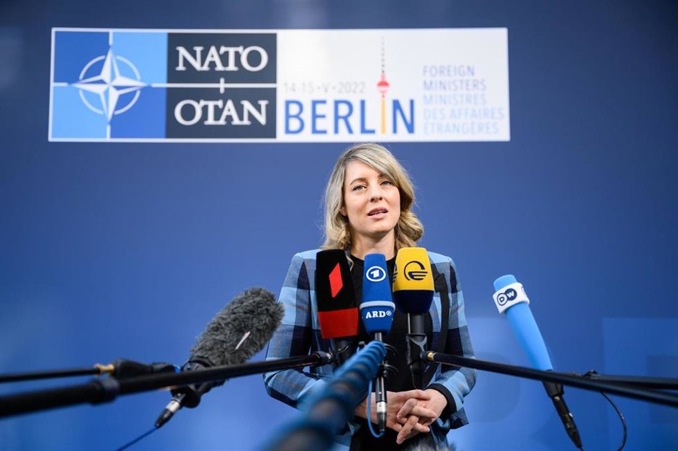 La minisra de Exteriores canadiense, Melanie Joly.