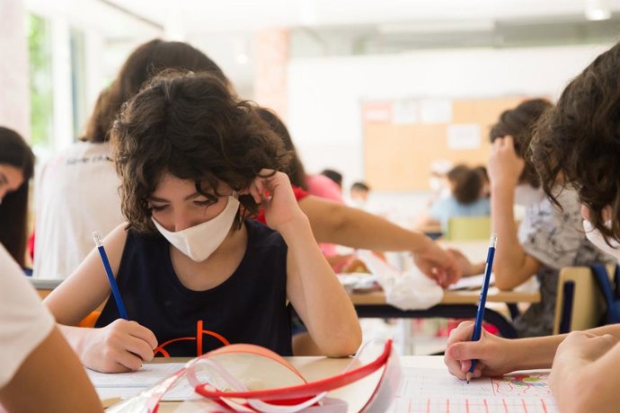 "Cambia Su Futuro Con Un Clic", La Iniciativa De P&G Con Save The Children