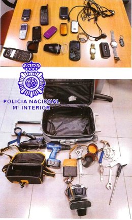 Material ocupado a los tres presuntos ladrones.