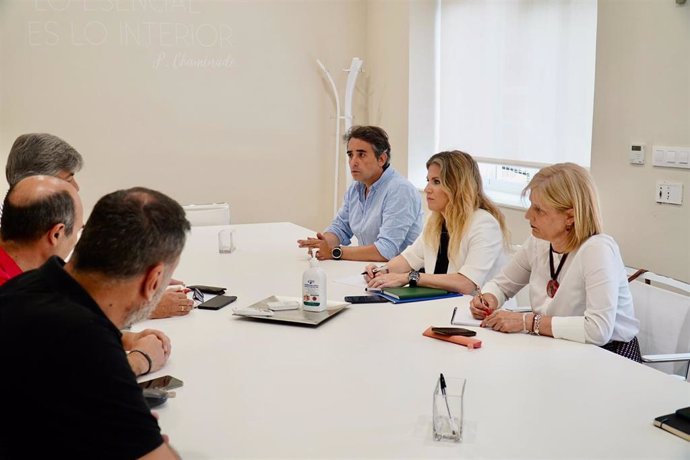 Ana Mestre junto a María José García Pelayo y Ana Mestre.