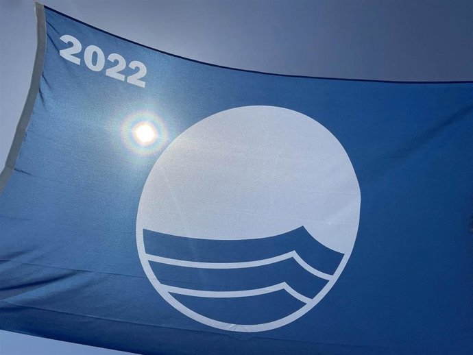 Archivo - Imagen de una bandera azul.