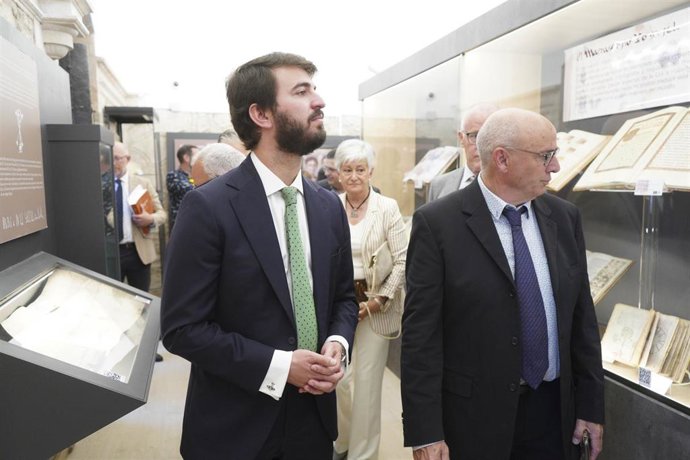 García-Gallardo durante la inauguración del Museo del Libro de Covarrubias.