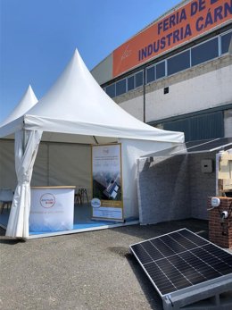 Estand de EnchufeSolar en la XX Feria de la Industria Cárnica de Guijuelo.