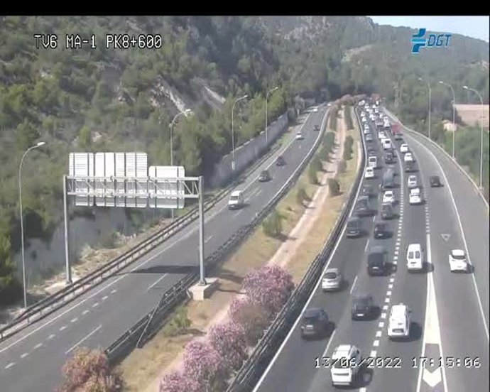 Retenciones en la autopista de Andratx.