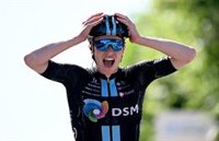 Leknessund gana, Bettiol cree ganar y Williams sigue líder en Suiza