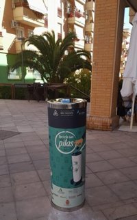 El Ayuntamiento de Jaén intensifica las acciones de reciclaje con nuevos contenedores para la recogida de pilas