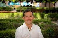 Velázquez no ve a Page en su mejor momento y cree que no le bastará con intentar distanciarse de Sánchez para gobernar