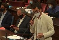 Company defiende la política universitaria del Govern y el PP reclama "que sea para todos los estudiantes"