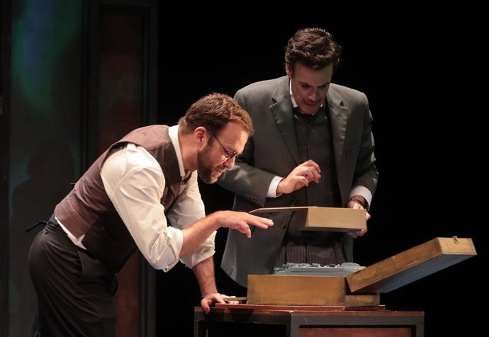 "La Máquina De Turing" En El TEM