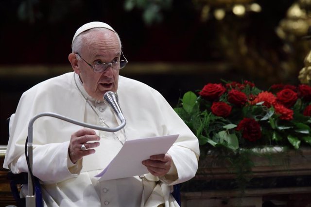 05 June 2022, Vatican, Vatican City: Pope Francis attends the Pentecost mass in St. Peter's Basilica at the Vatican. Photo: Evandro Inetti/ZUMA Press Wire/dpa