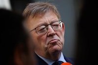 Puig acusa a Ayuso desde el Senado de desmantelar el Estado del bienestar