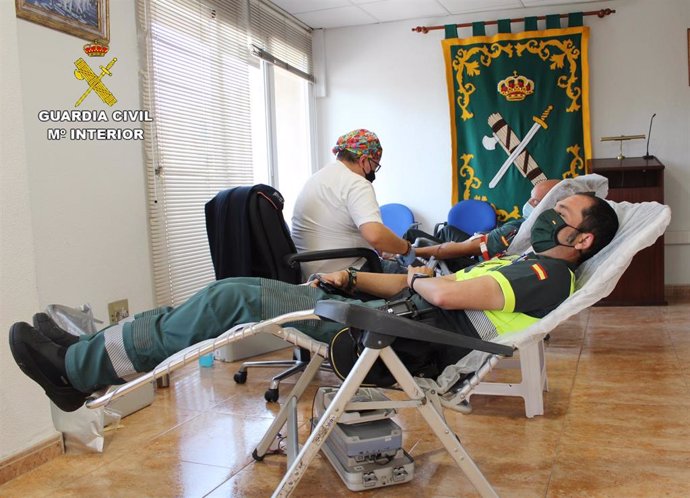 La Guardia Civil Colabora Altruistamente En La Campaña De Donación De Sangre En Murcia