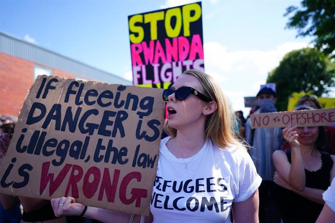 Protestas contra la deportación de solicitantes de asilo de Reino Unido a Ruanda