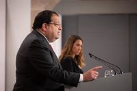 El Govern limitará a camiones adelantar, pedirá bajar velocidad e instalará grúas en la AP-7