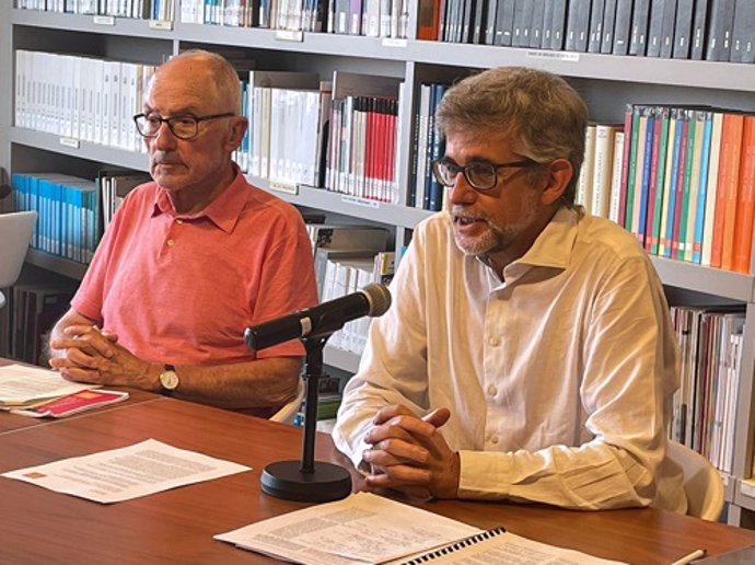 El síndic de Greuges Rafael Ribó y el adjunto general Jaume Saura, el 14 de junio de 2022.