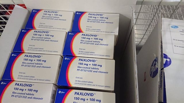 Archivo - Medicamento Paxlovid de Pfizer contra la Covid-19
