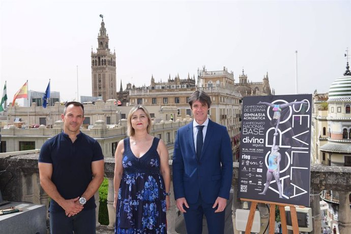 El delegado de Transición Ecológica y Deportes, David Guevara, en la presentación del Campeonato de España y Open Internacional de Gimnasia Acrobática, que se celebra en San Pablo.