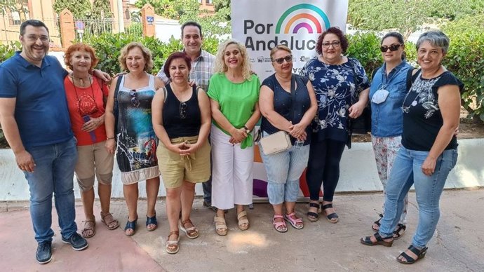 Integrantes de la candidatura de 'Por Andalucía' se reunen con trabajadoras de Faisem y se comprometen con la atención pública a la salud mental