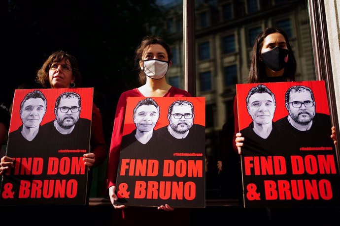 Concentración en Londres en solidaridad por la desaparición del periodista británico Dom Phillips y el indigenista brasileño Bruno Araújo cuando recorrían una zona de la Amazonia brasileña.