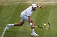 Bautista supera su estreno en Halle y Martínez se despide en Londres