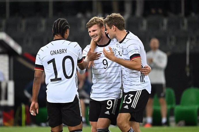 Timo Werner celebra un gol con la selección alemana