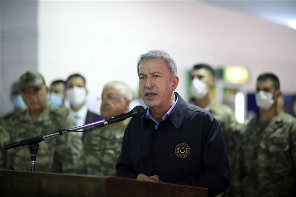 Archivo - El ministro de Defensa de Turquía, Hulusi Akar