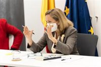 España gana tres posiciones y sube al puesto 36 de los países más competitivos del mundo, según IMD