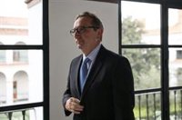 El juez Vilaplana rechaza los recursos de cuatro exconsejeros contra su investigación por las ayudas a Delphi