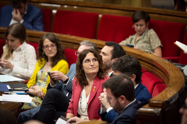 La consellera de la Presidencia de la Generalitat, Laura Vilagrà, en una sesión de control, en el Parlament de Catalunya, a 8 de junio de 2022, en Barcelona