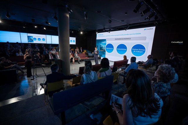 CaixaBank ha celebrat una trobada corporativa a l'Oficina All in One de Madrid