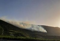 Los bomberos controlan el incendio de Tafalla y trabajan en atajar los de la Sierra de Leyre y Olleta-Leoz