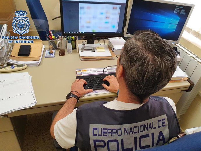 La detención se ha llevado a cabo tras las informaciones facilitadas  por el Grupo de Protección al Menor