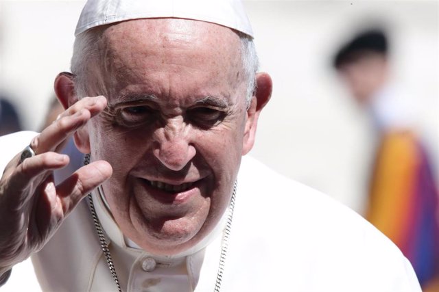 01 June 2022, Vatican, Vatican City: Pope Francis leads his wednesday General audience at St. Peter's Square. Photo: Evandro Inetti/ZUMA Press Wire/dpa