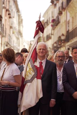 El alcalde de Logroño, Pablo Hermoso de Mendoza, en la procesión del patrón de Logroño, San Bernabé, a 11 de junio de 2022