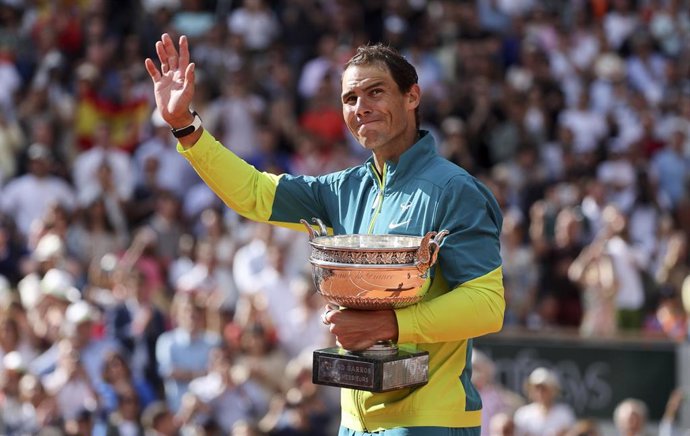 El tenista Rafael Nadal tras ganar el torneo de Roland Garros