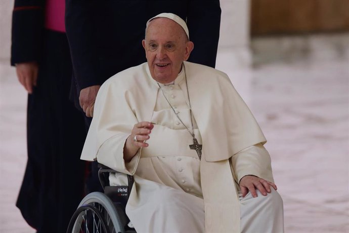 Archivo - El Papa en una audiencia en el Vaticano