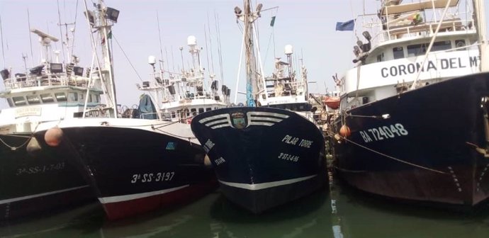 Pesca.- Flota cañera denuncia su situación de desamparo al no poder pescar en Senegal y reclama una "solución urgente"