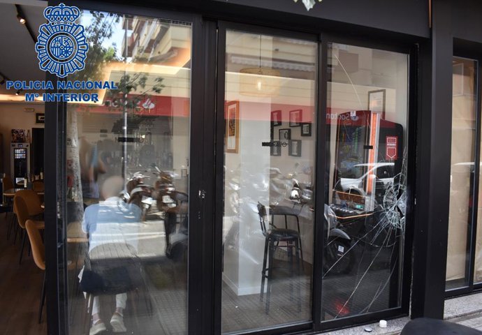 La Policía Nacional Detiene A Un Varón Multireincidente Por Robar En Dos Conocidos Establecimientos Del Centro De Ibiza