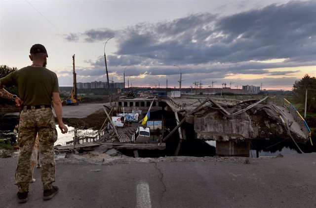 Un puente de Irpin tras los enfrentamientos entre las fuerzas rusas y ucranianas. 