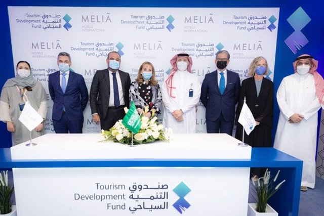 Melía Hotels y Tourism Development Fund unen fuerzas para desarrollar nuevos conceptos turísticos en Arabia Saudí