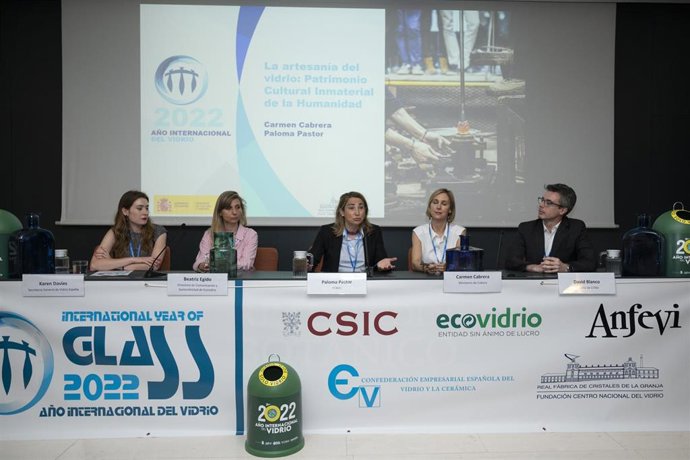 Representantes de todos los ámbitos del sector del vidrio inauguran las celebraciones del Año Internacional del Vidrio 2022 en España.