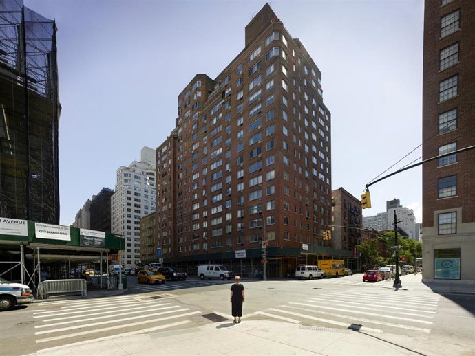 La escritora Vivian Gornick, retratada por Jordi Bernadó para el proyecto IDproject de la Collecció d'Art Banc Sabadell