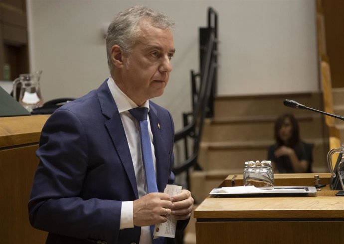 El lehendakari, Iñigo Urkullu, en el pleno del Parlamento Vasco