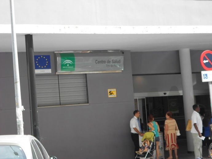 Archivo - Centro de salud Tiro de Pichón de Málaga capital