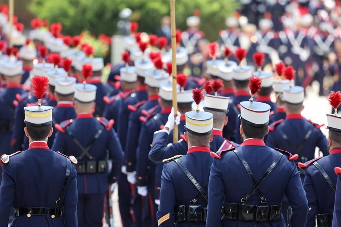 Fotografías del acto de Jura de Bandera de los nuevos Guardias Reales.