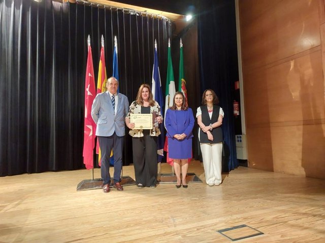 El premio lo ha recogido la delegada del Área de Limpieza Pública y Educación, Marisa Gómez, en Madrid.