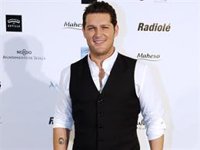 Manu Tenorio le manda un mensaje a Chenoa tras no haber sido invitado a su boda