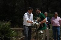 Moreno subraya el compromiso del Gobierno andaluz con la conservación y recuperación de especies naturales