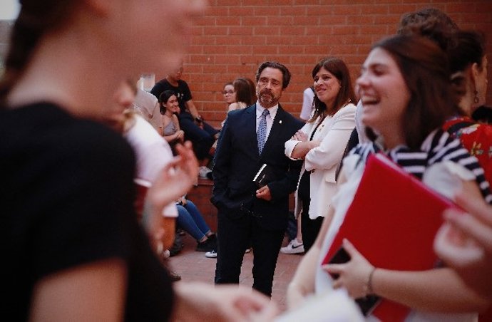 La consellera de Recerca i Universitats de la Generalitat, Gemma Geis, a la Facultat de Biologia de la Universitat de Barcelona