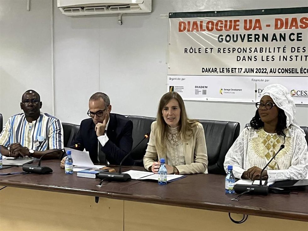 La consellera Victria Alsina en una jornada sobre la diáspora senegalesa.